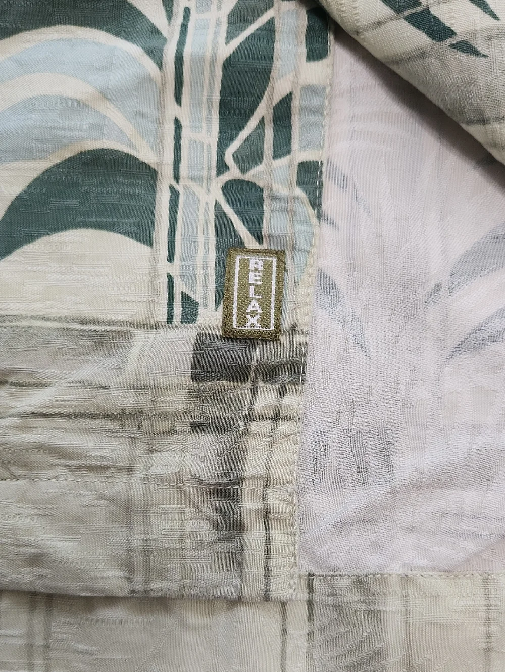 Tommy Bahama Vintage 100% Silk Plaid Palm Tree Border Print Camp Shirt M - Picture 9 of 16